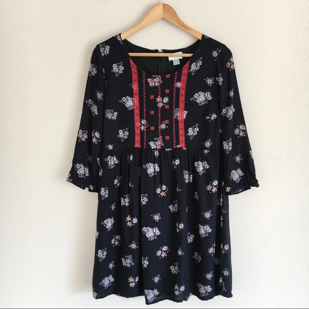 Old Navy Black Red Floral Embroidered A-Line Dress - Picture 1 of 8